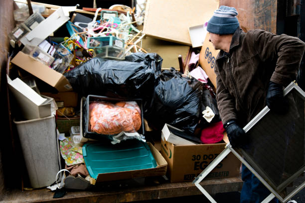 Best Estate Cleanout  in Bradner, OH